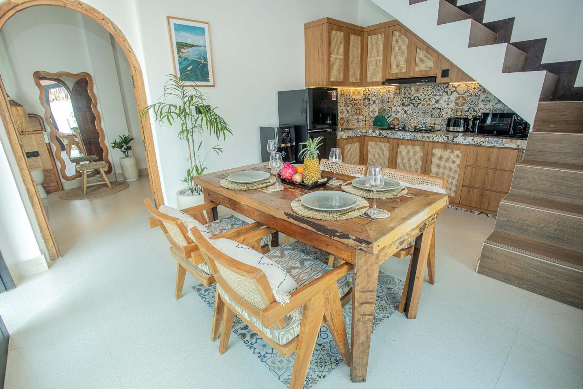 Good Day Villas Lembongan Exterior photo