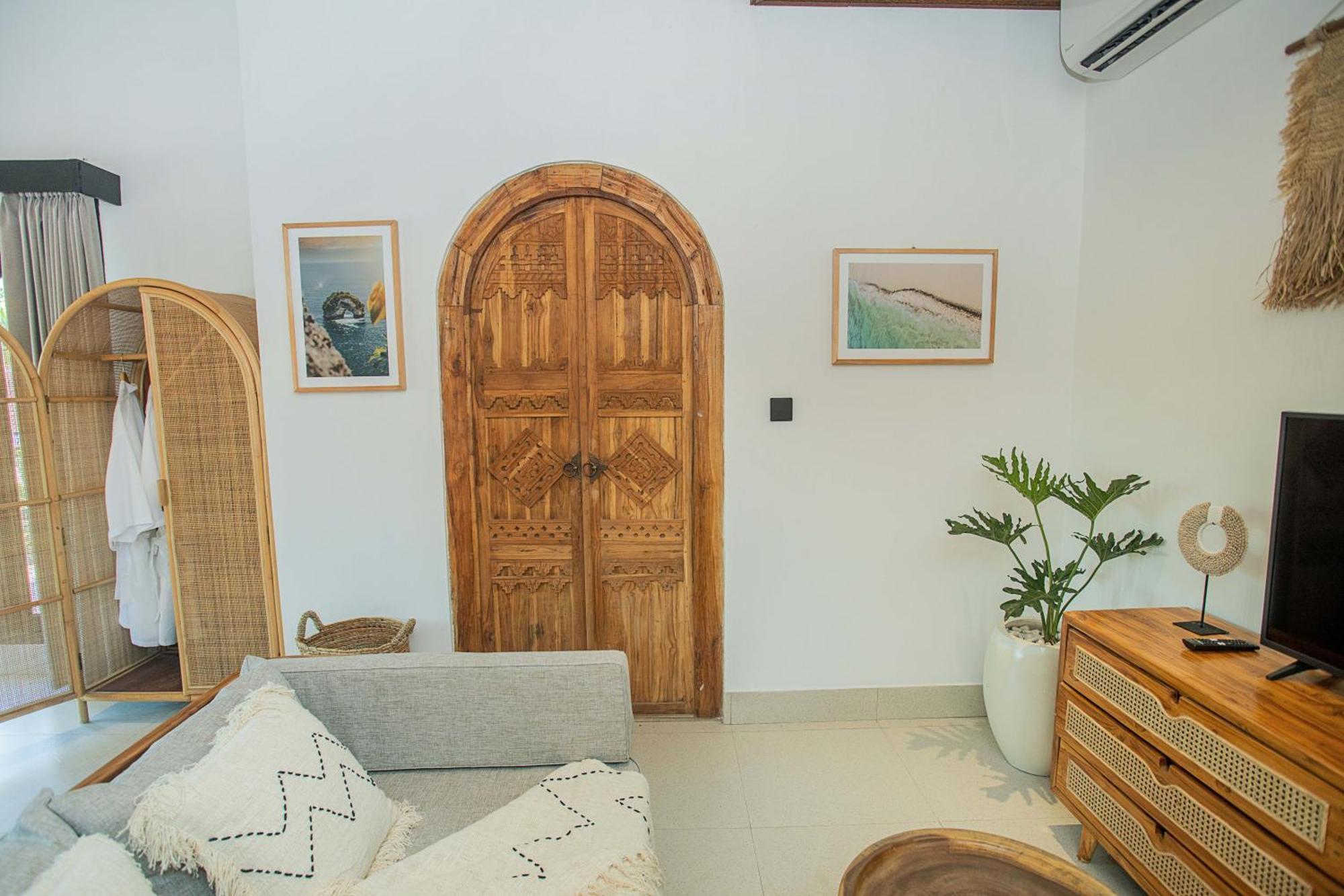 Good Day Villas Lembongan Exterior photo